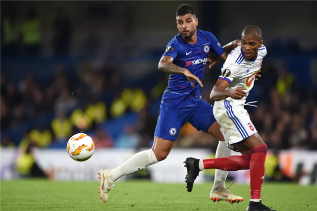 关于夏洛特黄蜂发布备战花絮，赛前内部沟通，足总杯任务艰巨，赛程密集仍需轮换的信息